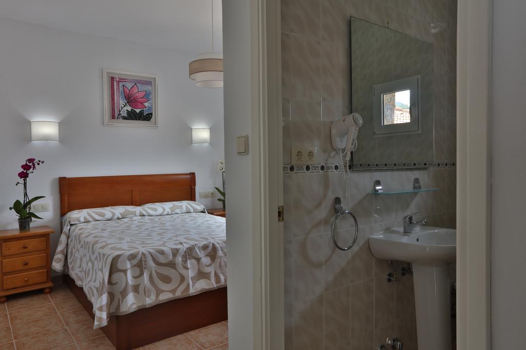 Apartamentos El Madronal Coto Rios Exteriör bild