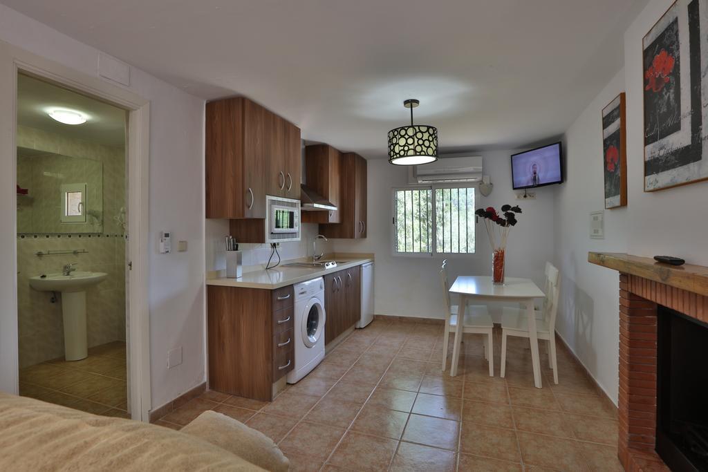 Apartamentos El Madronal Coto Rios Exteriör bild