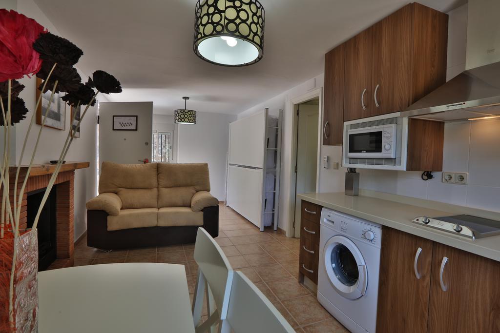 Apartamentos El Madronal Coto Rios Exteriör bild