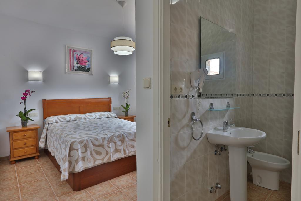 Apartamentos El Madronal Coto Rios Exteriör bild